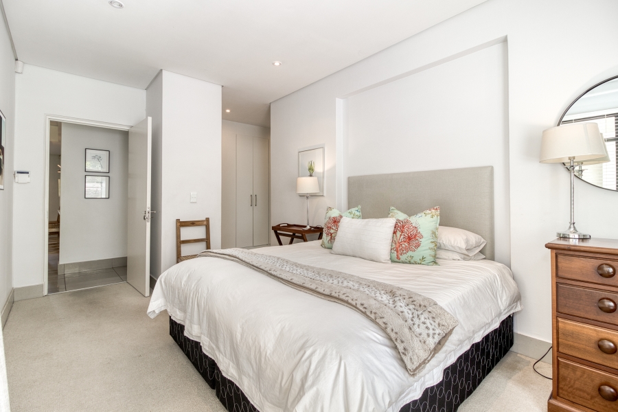 4 Bedroom Property for Sale in Hurlingham Gauteng