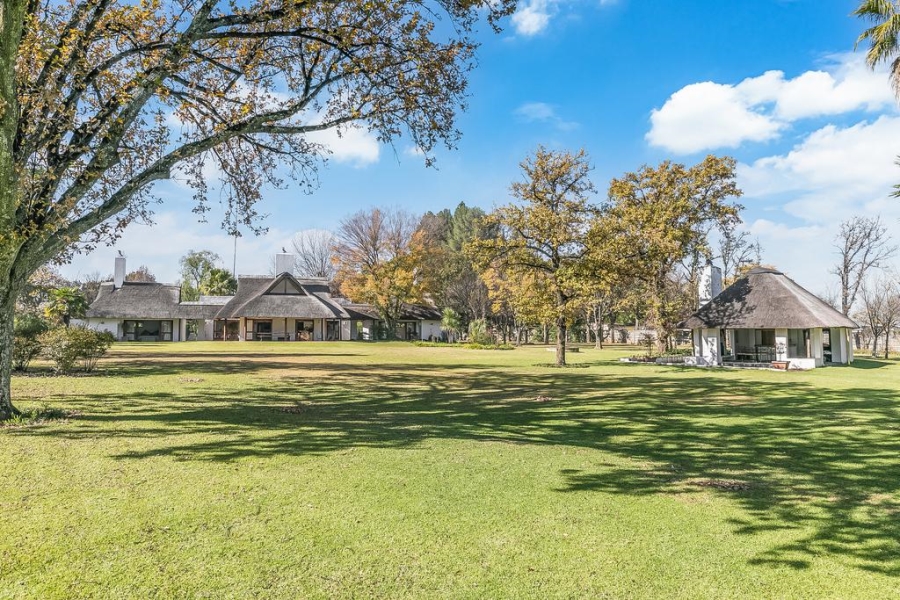 6 Bedroom Property for Sale in Kaalplaats Gauteng