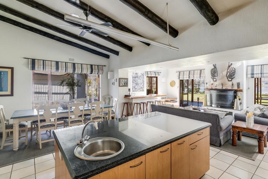 6 Bedroom Property for Sale in Kaalplaats Gauteng