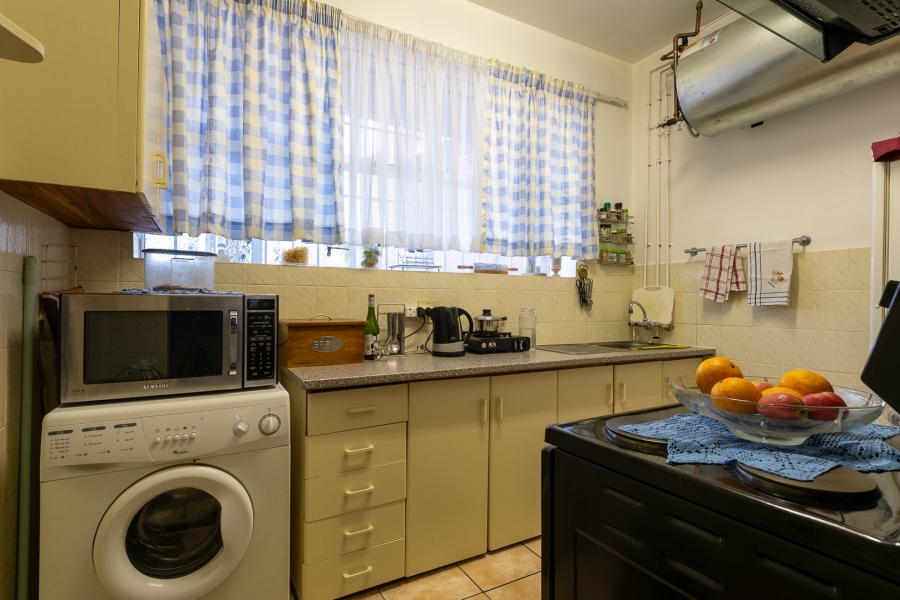 2 Bedroom Property for Sale in Highlands North Gauteng