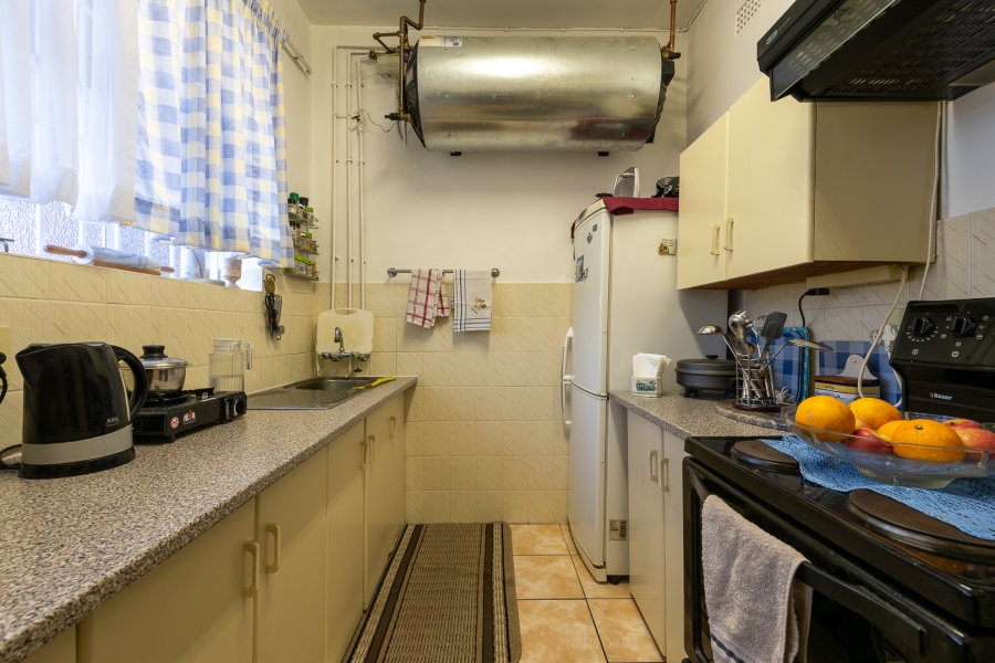 2 Bedroom Property for Sale in Highlands North Gauteng