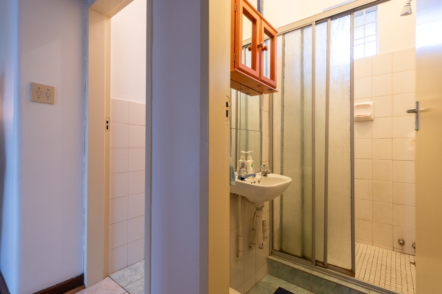 2 Bedroom Property for Sale in Highlands North Gauteng