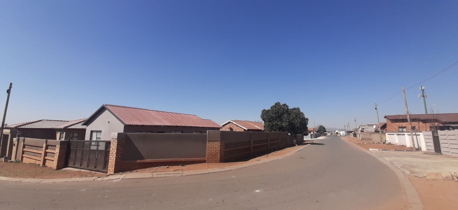3 Bedroom Property for Sale in A P Khumalo Gauteng