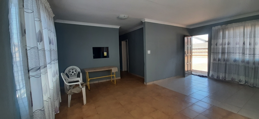 3 Bedroom Property for Sale in A P Khumalo Gauteng
