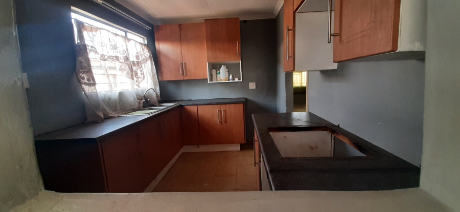 3 Bedroom Property for Sale in A P Khumalo Gauteng