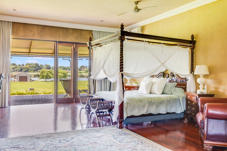 4 Bedroom Property for Sale in Lochvaal Gauteng