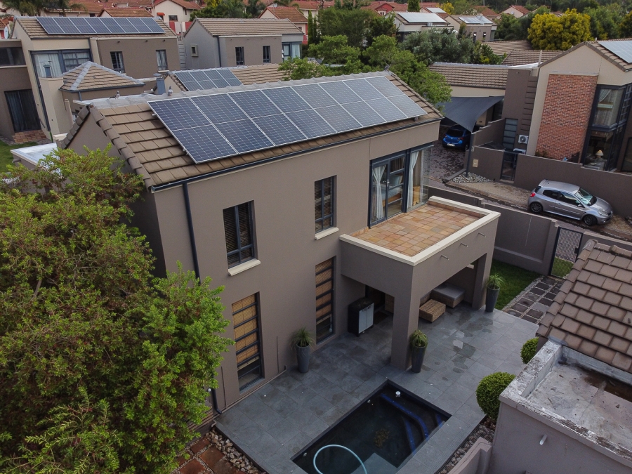 3 Bedroom Property for Sale in North Riding Gauteng