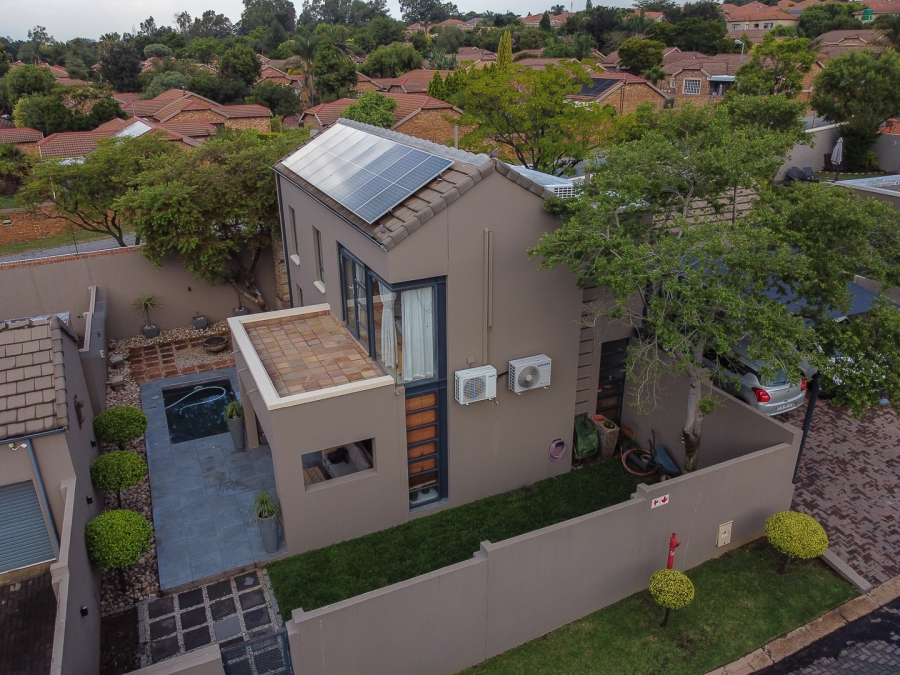 3 Bedroom Property for Sale in North Riding Gauteng