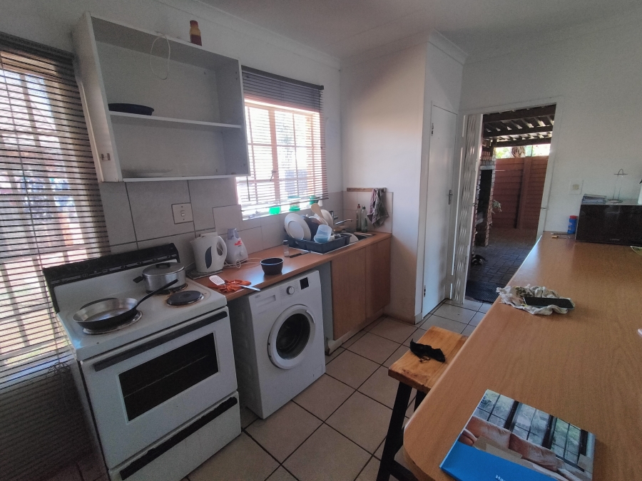2 Bedroom Property for Sale in Hesteapark Gauteng