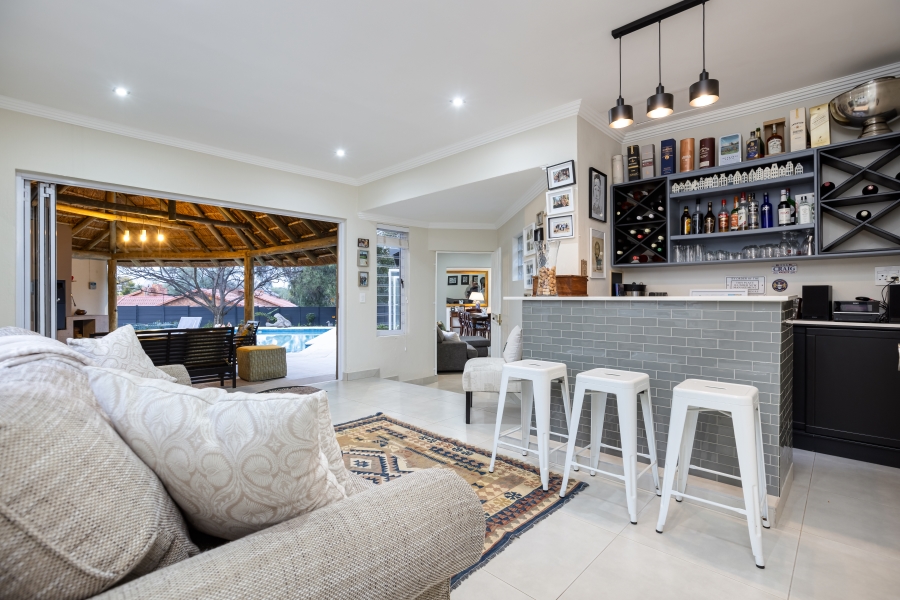 4 Bedroom Property for Sale in Paulshof Gauteng