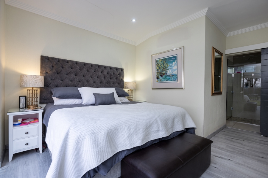 4 Bedroom Property for Sale in Paulshof Gauteng