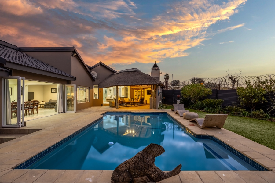 4 Bedroom Property for Sale in Paulshof Gauteng