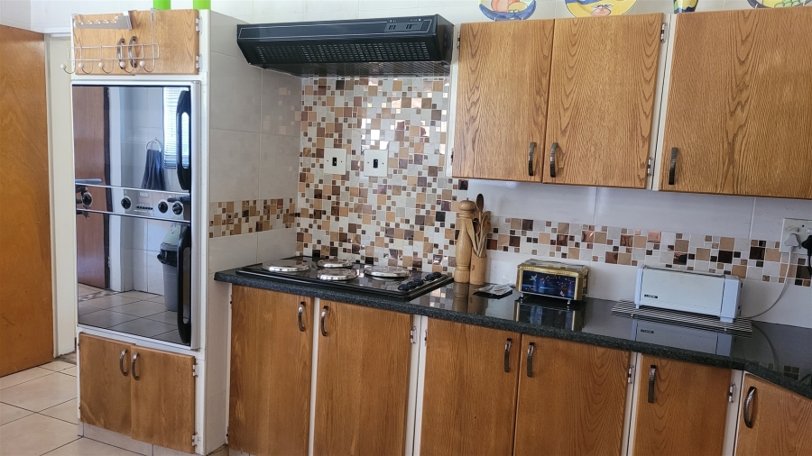 4 Bedroom Property for Sale in Kenleaf Gauteng