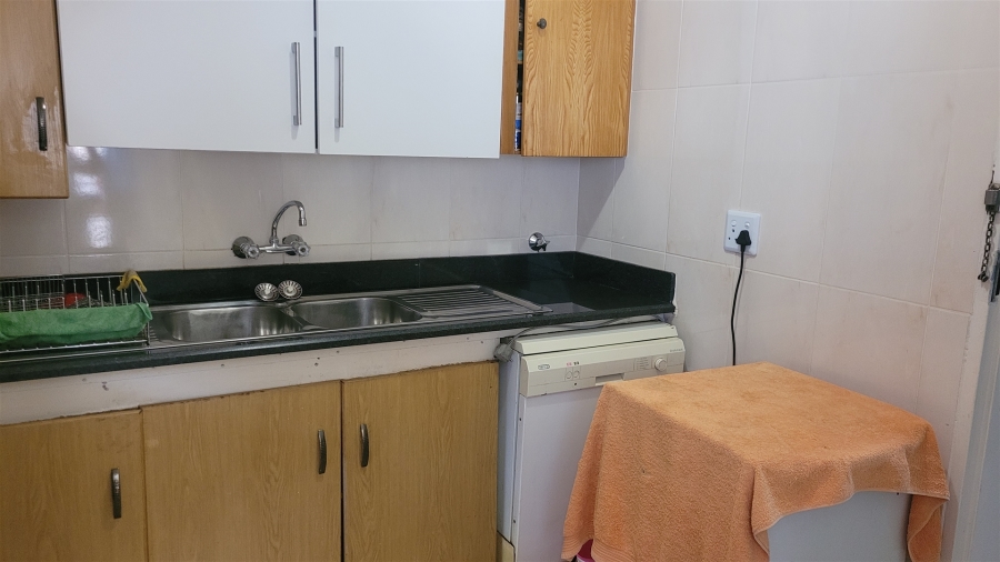 4 Bedroom Property for Sale in Kenleaf Gauteng