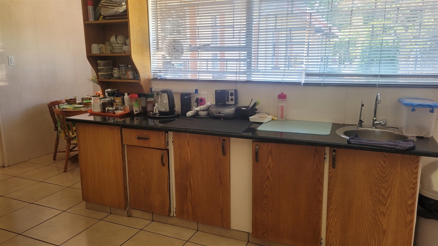 4 Bedroom Property for Sale in Kenleaf Gauteng