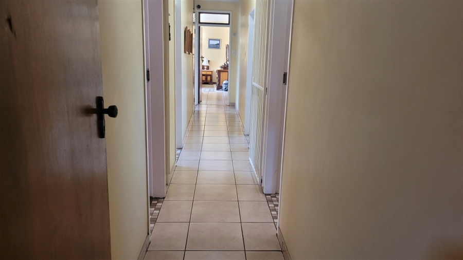 4 Bedroom Property for Sale in Kenleaf Gauteng