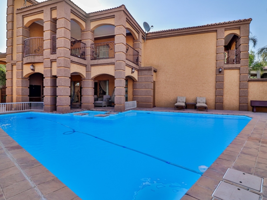 4 Bedroom Property for Sale in Vanderbijlpark SW 5 Gauteng