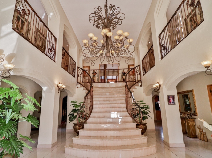 4 Bedroom Property for Sale in Vanderbijlpark SW 5 Gauteng