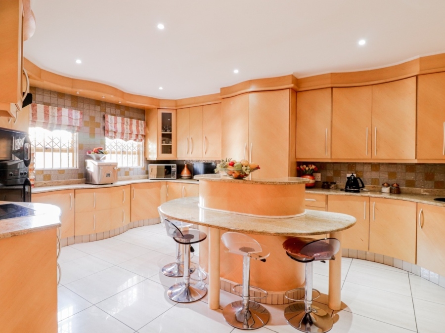 4 Bedroom Property for Sale in Vanderbijlpark SW 5 Gauteng