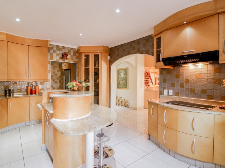 4 Bedroom Property for Sale in Vanderbijlpark SW 5 Gauteng