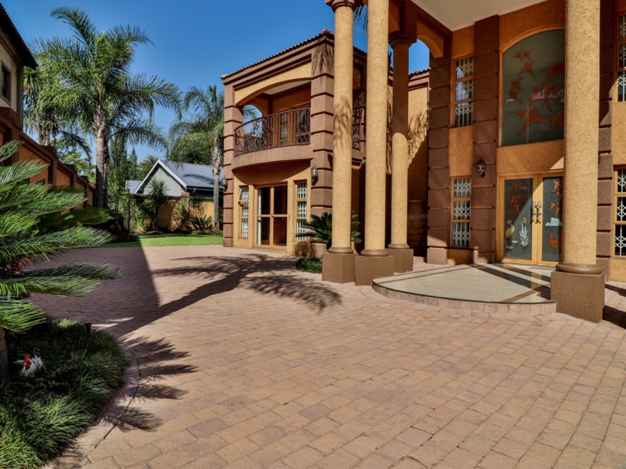 4 Bedroom Property for Sale in Vanderbijlpark SW 5 Gauteng