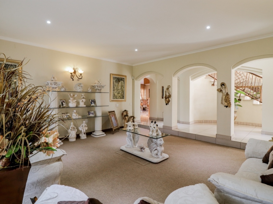 4 Bedroom Property for Sale in Vanderbijlpark SW 5 Gauteng