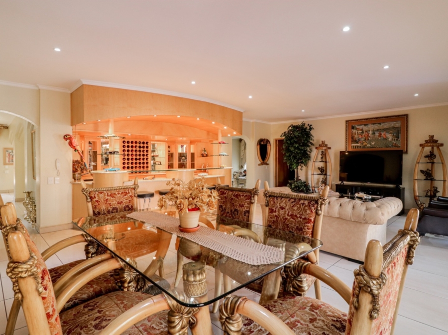 4 Bedroom Property for Sale in Vanderbijlpark SW 5 Gauteng