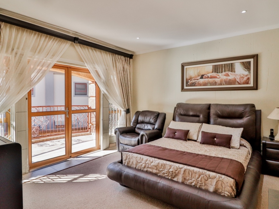 4 Bedroom Property for Sale in Vanderbijlpark SW 5 Gauteng