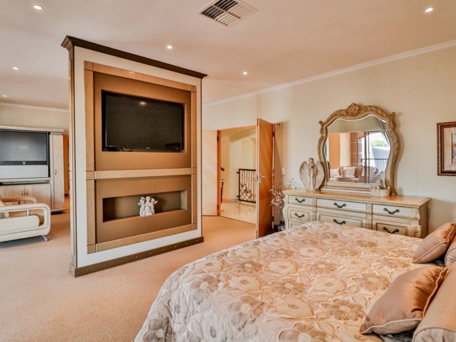 4 Bedroom Property for Sale in Vanderbijlpark SW 5 Gauteng