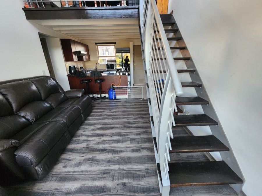 1 Bedroom Property for Sale in Sunninghill Gauteng