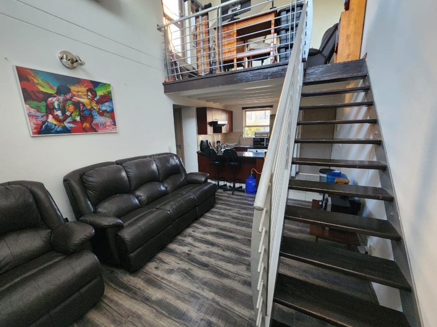 1 Bedroom Property for Sale in Sunninghill Gauteng