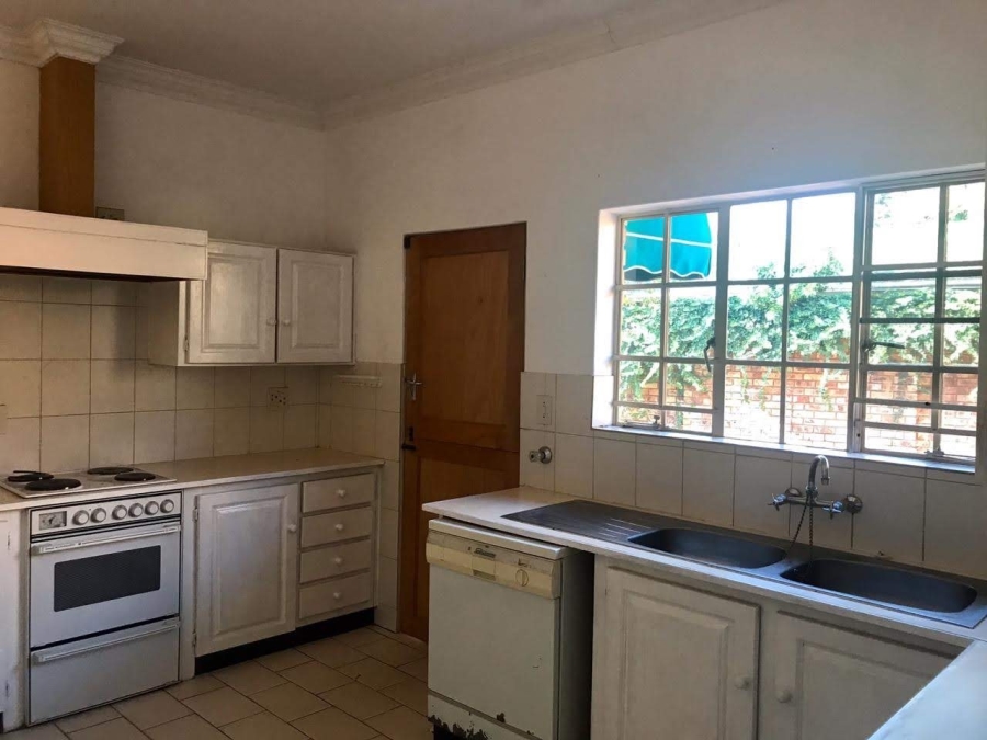 3 Bedroom Property for Sale in Waterkloof Gauteng