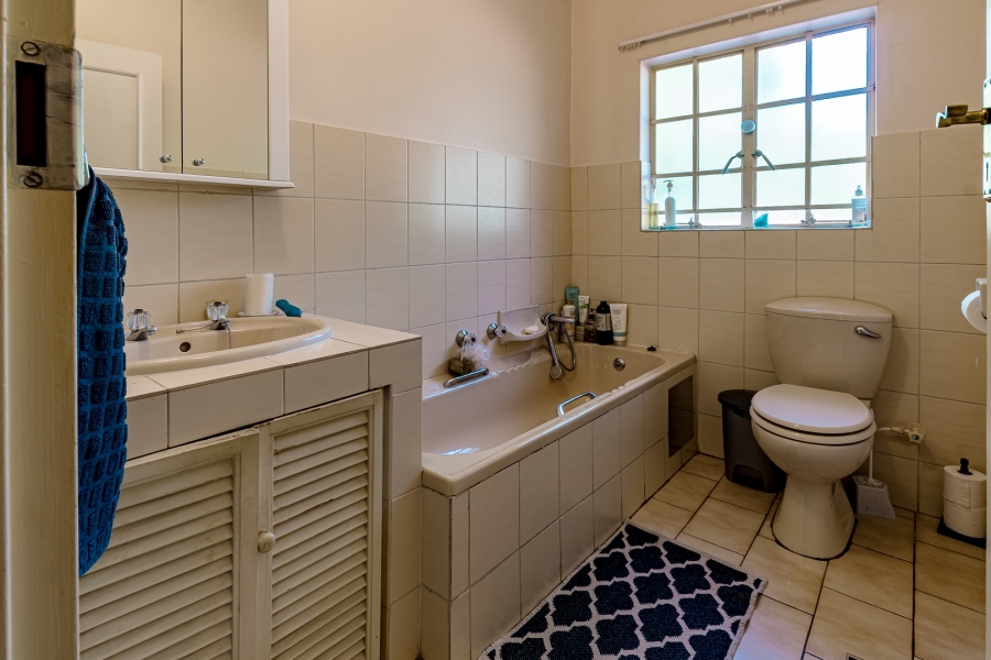 3 Bedroom Property for Sale in Waterkloof Gauteng