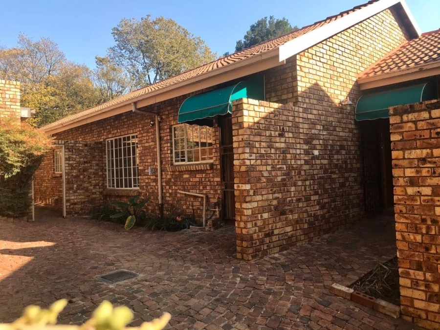 3 Bedroom Property for Sale in Waterkloof Gauteng