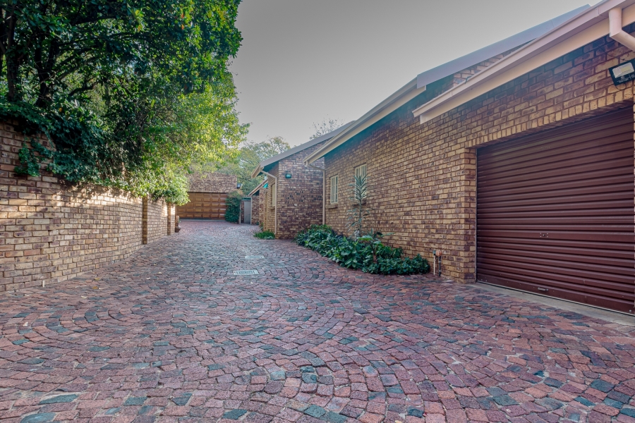 3 Bedroom Property for Sale in Waterkloof Gauteng