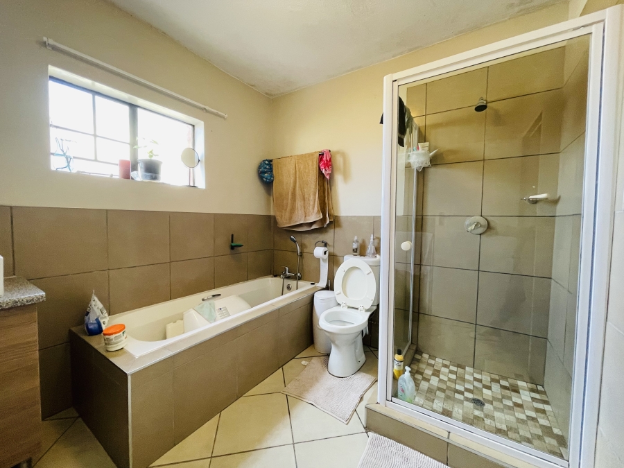 3 Bedroom Property for Sale in Sagewood Gauteng