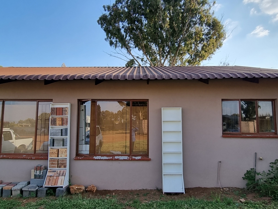 Commercial Property for Sale in Highbury Gauteng