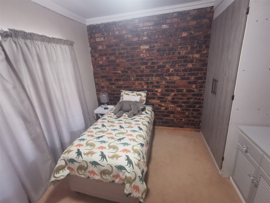 7 Bedroom Property for Sale in Patryshoek A H Gauteng