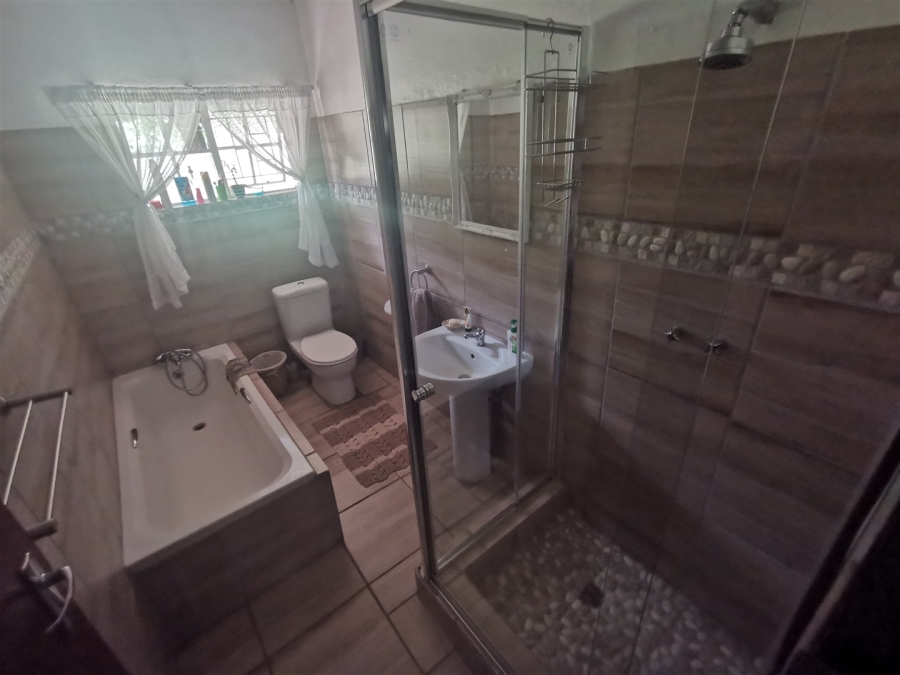 7 Bedroom Property for Sale in Patryshoek A H Gauteng