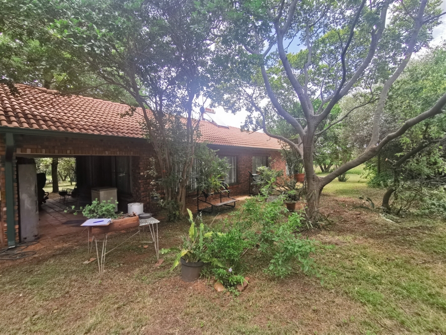 7 Bedroom Property for Sale in Patryshoek A H Gauteng