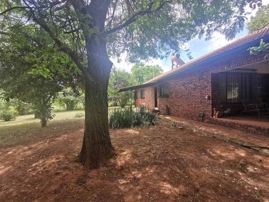 7 Bedroom Property for Sale in Patryshoek A H Gauteng
