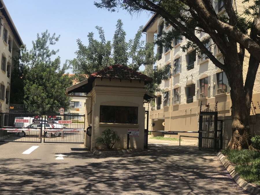 2 Bedroom Property for Sale in Nieuw Muckleneuk Gauteng