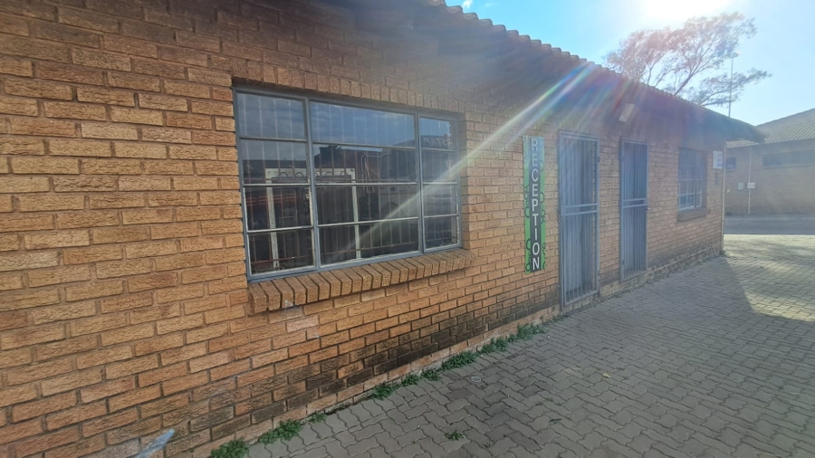To Let commercial Property for Rent in Clayville Industria Gauteng