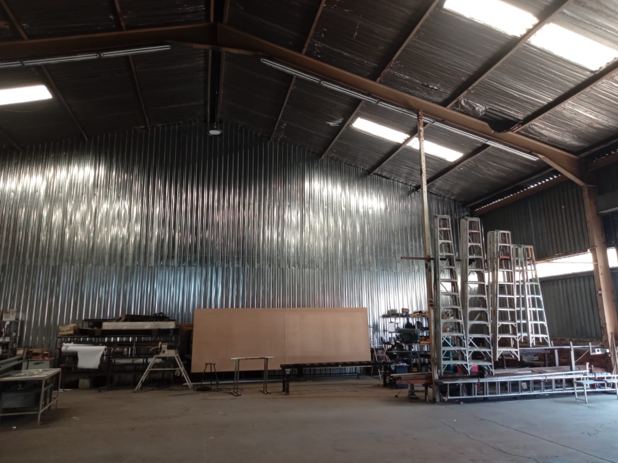To Let commercial Property for Rent in Clayville Industria Gauteng