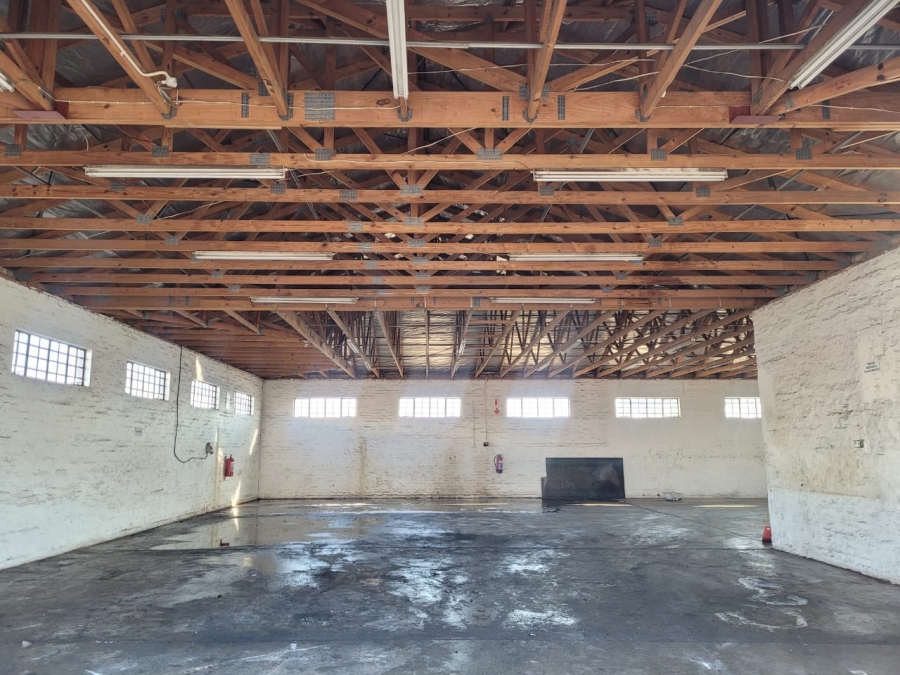 To Let commercial Property for Rent in Clayville Industria Gauteng