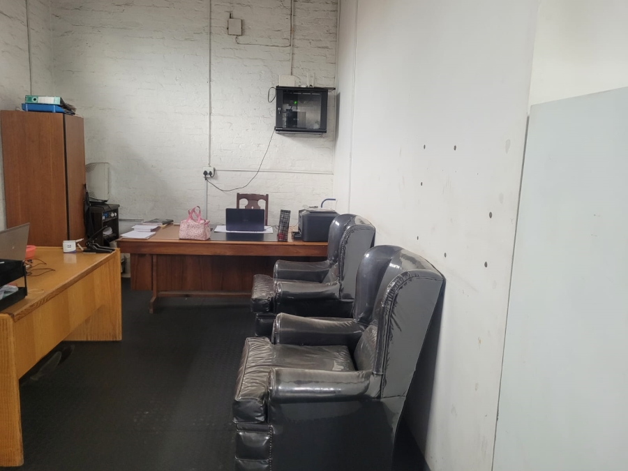 To Let commercial Property for Rent in Clayville Industria Gauteng