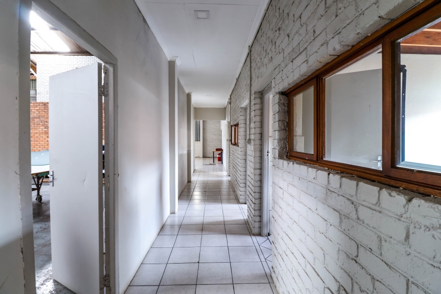 To Let commercial Property for Rent in Clayville Industria Gauteng