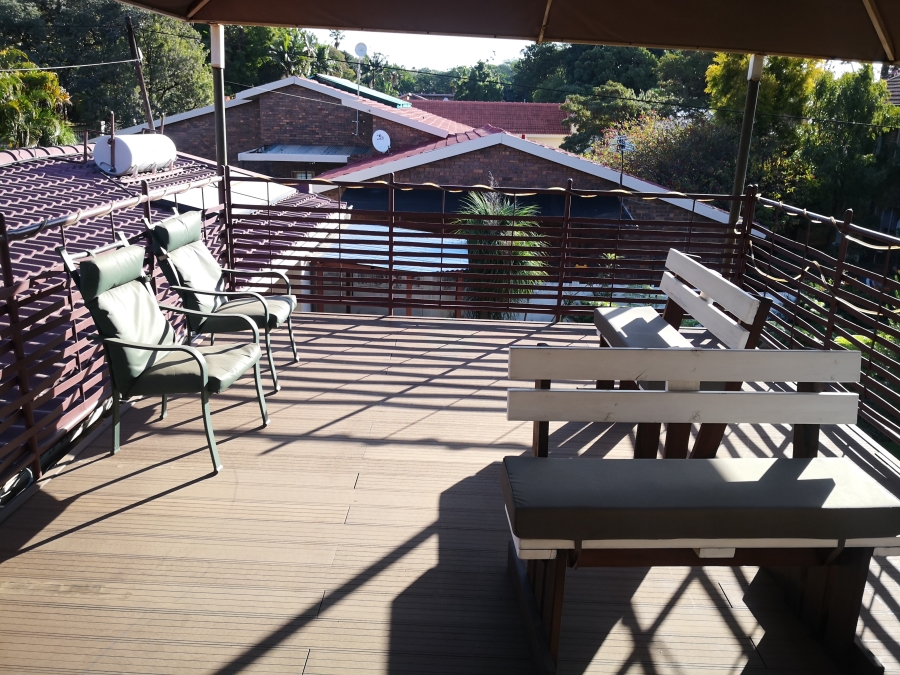 6 Bedroom Property for Sale in Florauna Gauteng