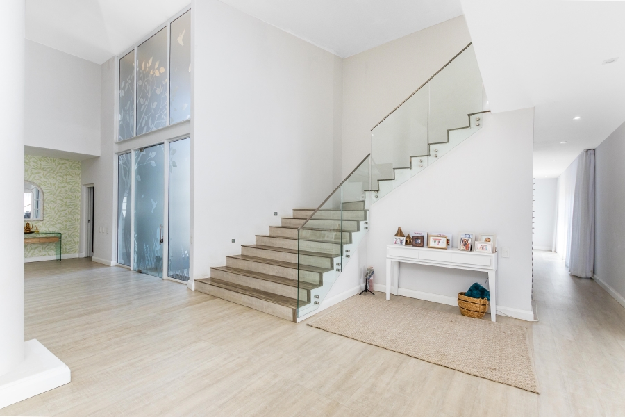 6 Bedroom Property for Sale in Saddlebrook Estate Gauteng