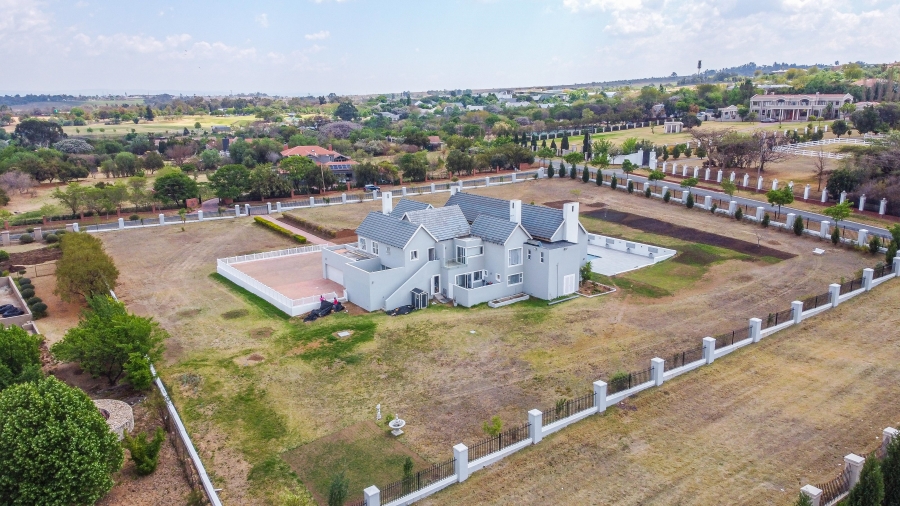 6 Bedroom Property for Sale in Saddlebrook Estate Gauteng